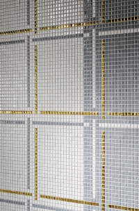 Mikromozaika Tetris (mikroformát 1 x 1 cm) je neobyčejně variabilní a vyřeší design kuchyně, obývacího pokoje i koupelny (Rako).