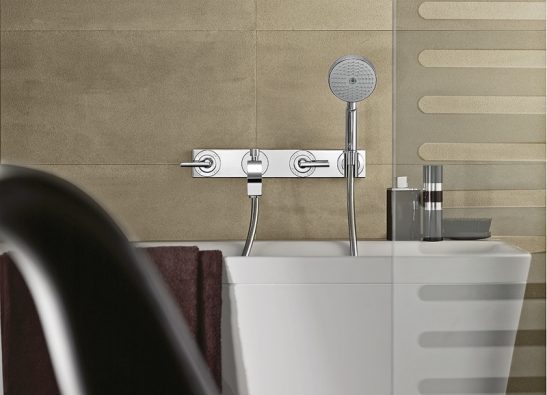 Vanová baterie Citterio (Axor, Hansgrohe), design Antonio Citterio, cena 31 350 Kč (ALISEO).