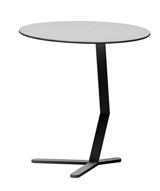 Odkládací stolek Bird, design Mats Broberg a johan Ridderstråle, bílý lak, cena 15 495 Kč (vyrábí OFFECT, dodává SCANDIUM).