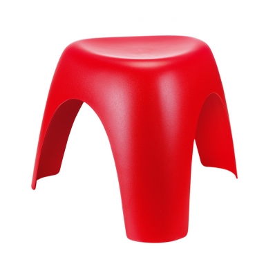 Stolek Elephant stool,  design Sori Yanagi,  cena 2 170 Kč (VITRA KONCEPT).