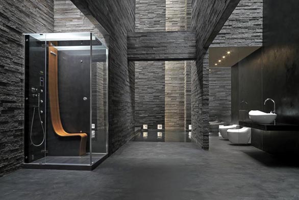 Minimalistická kabina sprchového boxu Omega v designu Pininfariny (JACUZZI) má uvnitř teakové sedátko, na němž si můžete užívat parní lázeň, sprchu, hydromasáž, vodopádový proud, vše se ovládá elektronicky, boxy se dodávají v provedení Black nebo White, cena limitované série 765 600 Kč, EIM UNIVERS.
