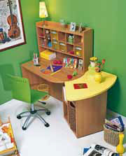Zelené stěny, ale i nábytek či doplňky vyvolávají v dětech pocit jistoty a vyrovnanosti.