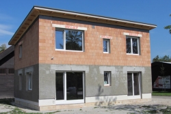 Pasivní dům z jednovrstvého cihelného zdiva HELUZ v Českých Budějovicích