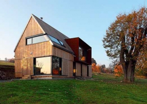 Bezpochyby nejvíce pasivních domů bylo postaveno jako montovaná dřevostavba.
