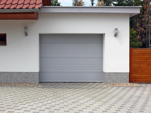 Jak vybírat garážová vrata?