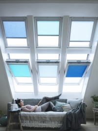 Vybírejte střešní okna chytře! S Novou generací střešních oken VELUX získáte více světla, více pohodlí a menší spotřebu energie.