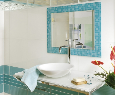 Ceresit a moderní obkladové materiály dají vaší koupelně krásu i praktičnost.