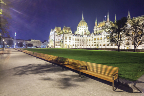 Proměna náměstí Kossuth Lájos tér v Budapešti