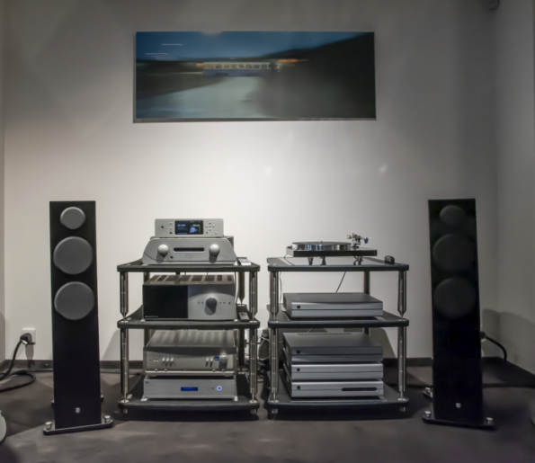 Akustika místnosti je pro kvalitu poslechu základ: spojení materiálů Knauf a techniky studia VOIX