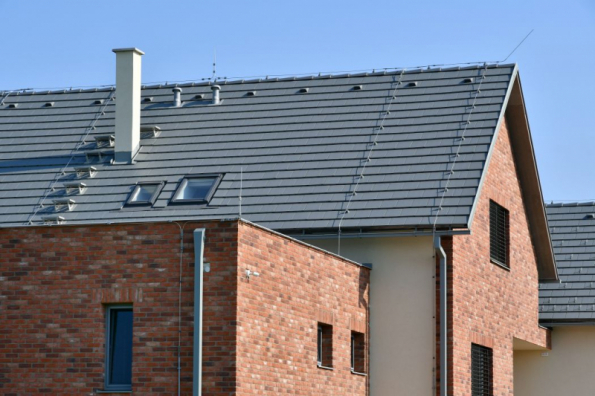 Jak se vám líbí střecha v zinkově šedé barevnosti?