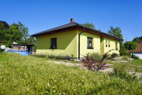 Foto: Ekonomické stavby