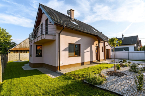 Zdroj: Ekonomické stavby