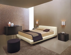 Postel Velvet (Casa Design), různé snímatelné potahy, cena 48 530 Kč (DECOLAND).