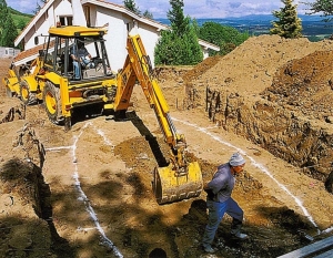 Zahájení stavby bazénu - příprava pro realizaci metodou ztraceného bednění.