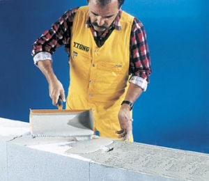 Při použití materiálu od jiného výrobce, je třeba vědět, že vlastnosti, záruky a kvalita budou odpovídat projektu.