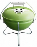Model Smokey Joe na dřevěné uhlí je ideální pro začínající uživatele kotlových grilů.