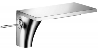 Páková variace umyvadlové baterie z kolekce AXOR Massaud, cena 33 361 Kč, HANSGROHE.