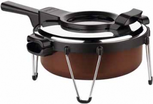 Tefal Uniflex neboli „tefloska“ je vhodná pro pečení, zapékání, smažení, vaření a rozmrazování a lze ji mýt v myčce nádobí. Cena 2 999 Kč s DPH (TEFAL).