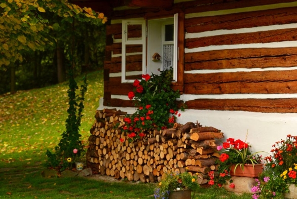 Dnes vám představujeme krásnou chaloupku, ze které přímo čiší venkovská tradice.