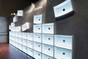 Designblock 2015: Expozice v Superstudiu Průmyslového paláce na týdnu designu a módy Designblok 2015. Instalace zahrnovala koncept FORMY a novinky z oceňované série 10°.