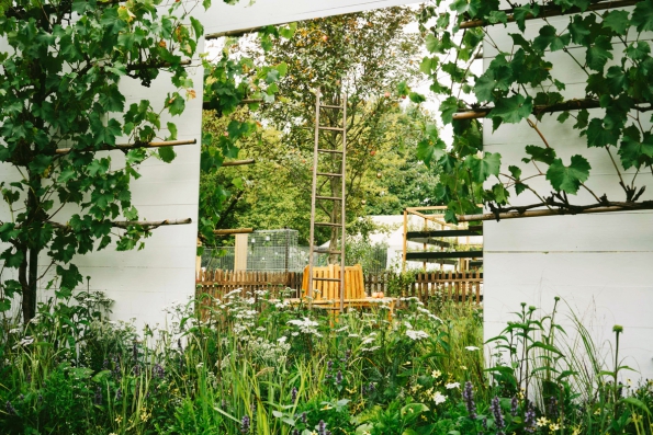8. VYKRUT zahradní služby a.s. + Atelier LIVING IN GREEN s.r.o. – JDE O ÚHEL POHLEDU