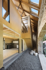 Česká cena za architekturu 2016: Jonášovic stodola (A2F, 2012)