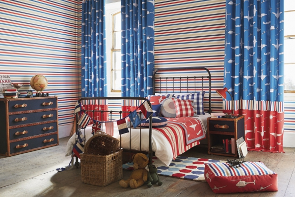 Látky z kolekce Mimi Checks and Stripes, bavlna, užití na závěsy, potahy a méně namáhané čalounění, 24 000 martindale, šíře 141 cm, vyrábí Harlequin, www.paradasro.com