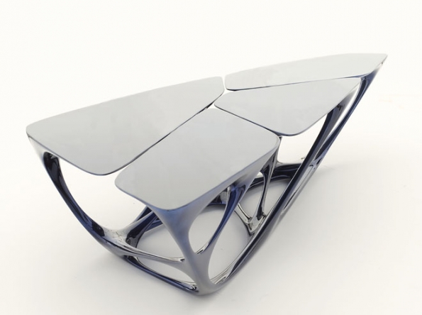 Zaha Hadid - Mesa Table (Foto: Barbara Sorg)