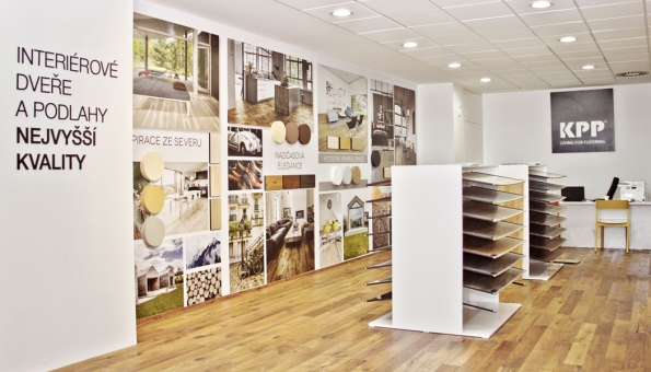 Nový showroom KPP v Čestlicích nabízí nejen podlahy, ale celý interiér (Zdroj: KPP, www.kpp.cz)