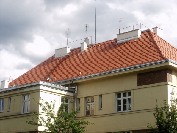 Střešní krytina Rundo Cihlová (Zdroj: Terran.cz)