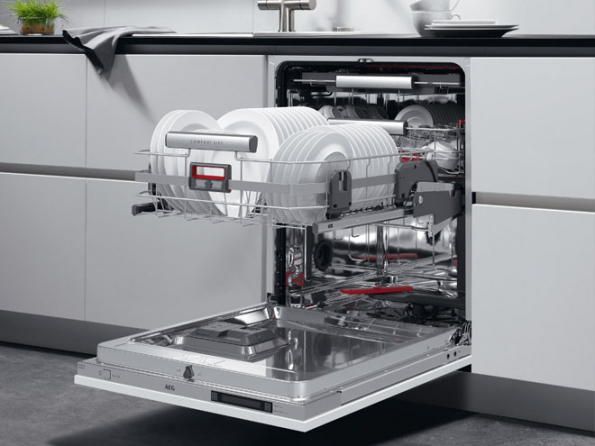AEG myčka Comfortlift AEG (Zdroj: HANÁK)