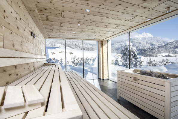 Sauna s panoramatickým výhledem do krajiny si v ničem nezadá s pravou finskou
