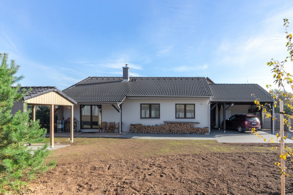 Dřevostavba s duší umělce (Foto: Jan Homola)