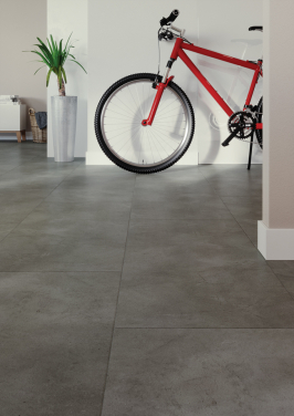 SPC Arbiton, kolekce Amaron Stone, dekor Concrete Hamburg (Zdroj: KPP)