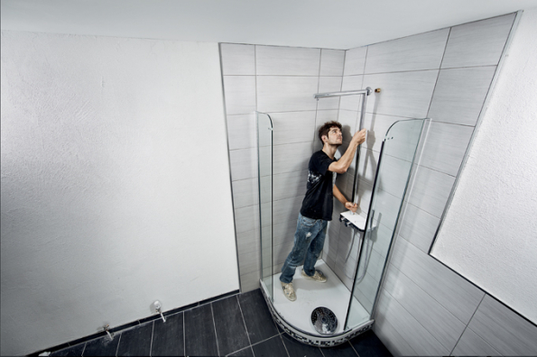 Montáž sprchové baterie (Zdroj: HORNBACH)