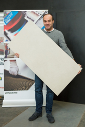 S velkoformátovými obklady radí Ing. Tomáš Lindauer, technický poradce RAKO