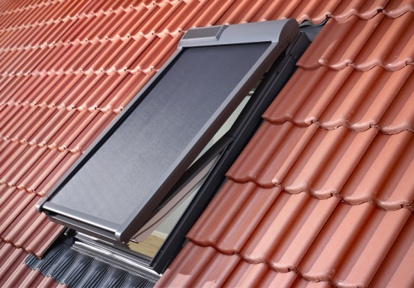 VELUX venkovní markýza na solární pohon (Zdroj: VELUX)