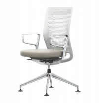 Kancelářská židle ze série ID Air (VITRA), design Antonio Cittero, inovativní konstrukce, perforace v opěradle pro efektivní cirkulaci vzduchu, měkké čalounění pro vysoký komfort, cena 18 492 Kč, prodává www.designville.cz