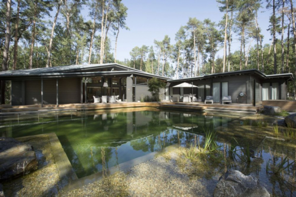 Honka residence RR, Kersko - monom (foto: Tuomas Harjumaaskola)